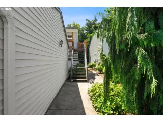 Photo #3: 24457355 Listing 