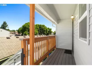 Photo #5: 24457355 Listing 