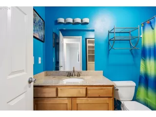 Photo #5: 24457466 Listing 