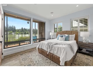 More Details about MLS # 24457665 : 151 3RD ST