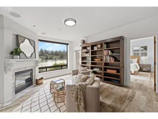 Photo #5: 24457665 Listing 