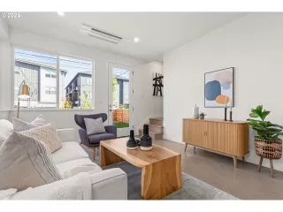 Photo #5: 24458944 Listing 