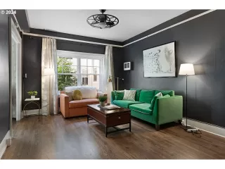 Photo #1: 24459994 Listing