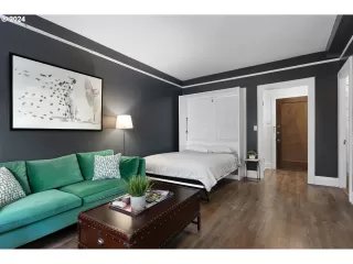 Photo #4: 24459994 Listing