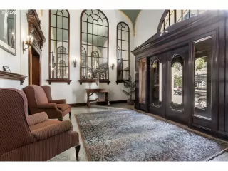 Photo #5: 24459994 Listing