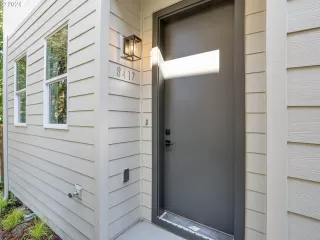 Photo #1: 24461015 Listing