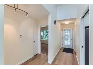 Photo #2: 24461043 Listing 