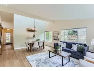 Photo #5: 24461043 Listing 