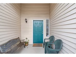 Photo #3: 24461423 Listing