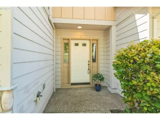 Photo #3: 24462166 Listing