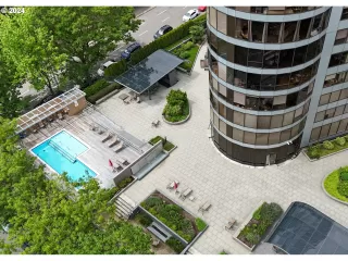 Photo #2: 24462357 Listing 