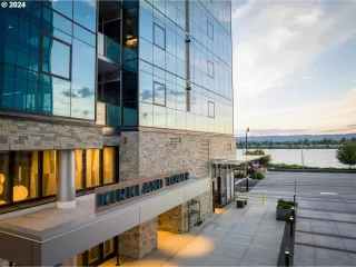 Photo #3: 24463120 Listing 