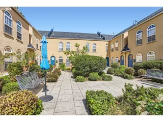 Photo #1: 24463486 Listing