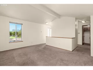 Photo #6: 24465745 Listing 