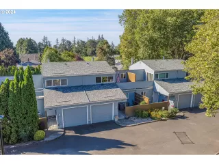 Photo #2: 24465819 Listing 
