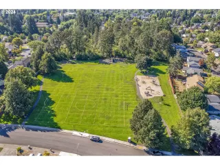 Photo #5: 24465819 Listing 
