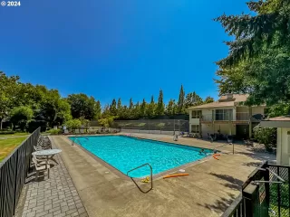 Photo #1: 24466136 Listing 