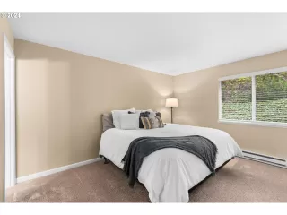 More Details about MLS # 24466680 : 9480 SW 146TH TER Q1