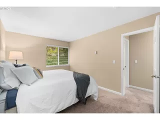 Photo #1: 24466680 Listing 