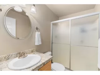 Photo #2: 24466680 Listing 