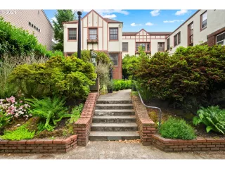 Photo #1: 24467521 Listing