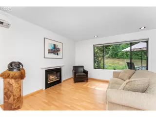 Photo #2: 24467681 Listing