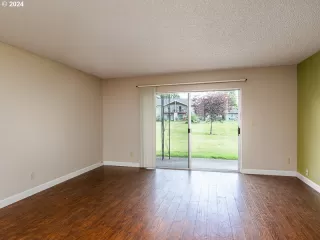 Photo #1: 24468346 Listing