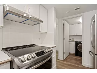 Photo #4: 24469094 Listing 