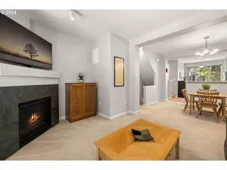 Photo #3: 24471139 Listing 