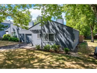 Photo #1: 24471619 Listing