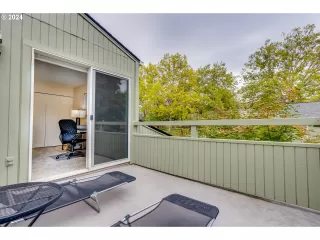 Photo #4: 24472376 Listing 