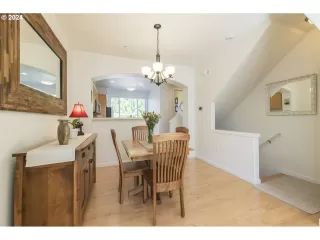 Photo #4: 24472652 Listing 