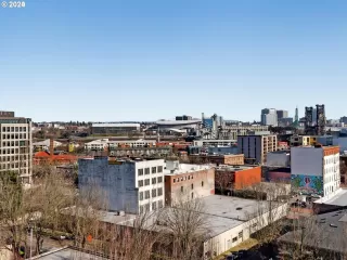 Photo #3: 24472670 Listing 