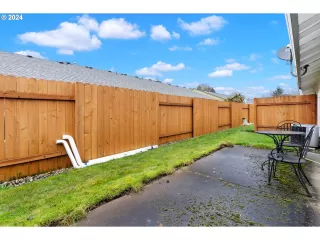 Photo #4: 24473351 Listing