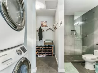 Photo #6: 24473585 Listing 