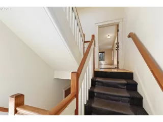 Photo #6: 24473809 Listing 