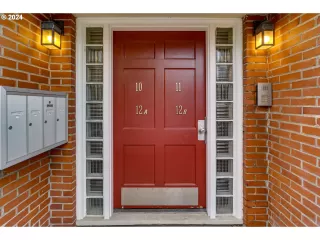 Photo #2: 24474397 Listing