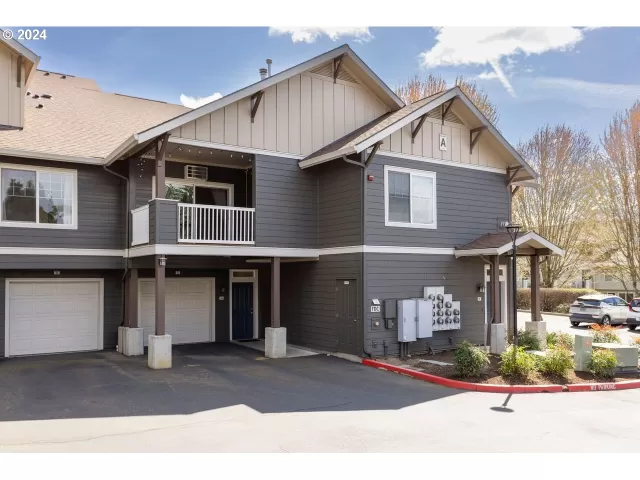 MLS: 24476673 Condo For Sale