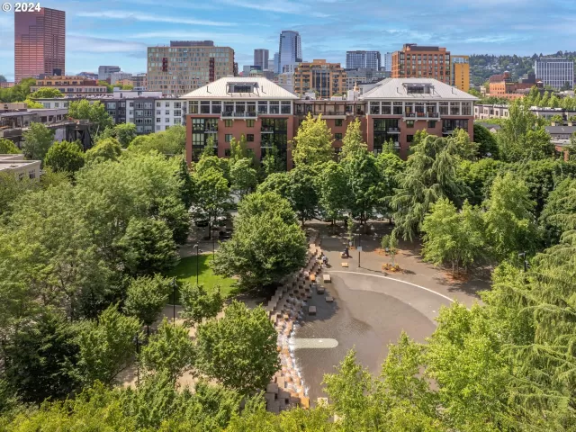 MLS: 24478134 Condo For Sale