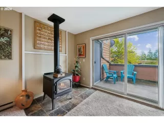 Photo #4: 24478221 Listing 