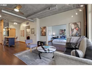 Photo #2: 24478570 Listing