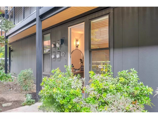 MLS: 24478807 Condo For Sale