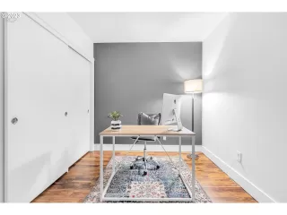 Photo #6: 24478807 Listing 