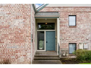 Photo #1: 24479052 Listing