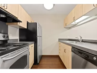 Photo #1: 24482225 Listing