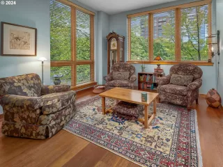 Photo #3: 24483491 Listing 