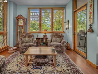 Photo #4: 24483491 Listing 