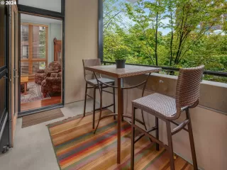 Photo #5: 24483491 Listing 