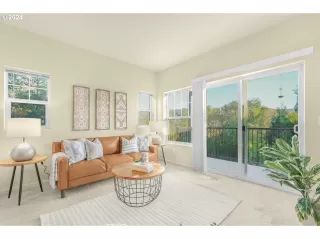 Photo #3: 24485155 Listing