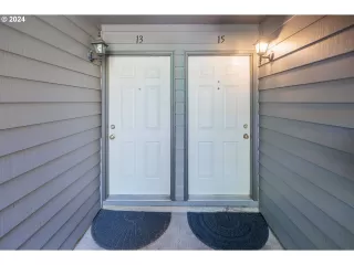 Photo #2: 24485515 Listing